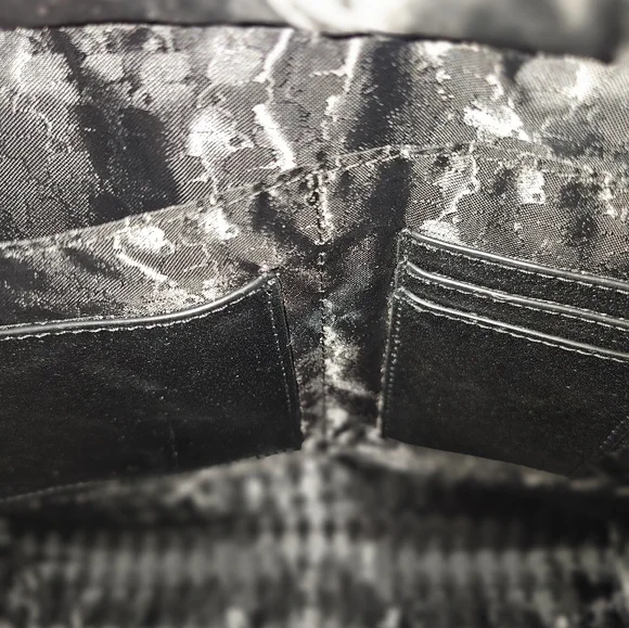 Karl Lagerfeld Nouveau color block tote - Picture 6 of 8